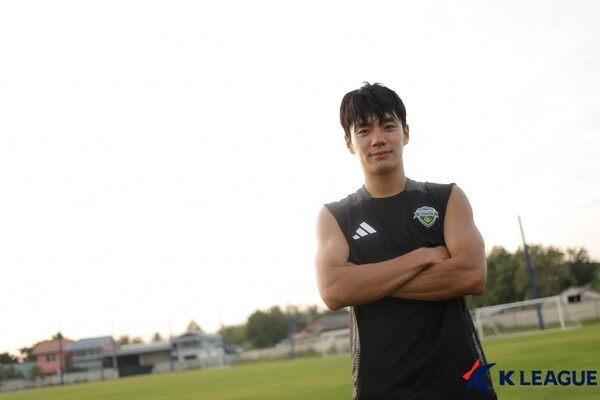 "할 말이 참 많은데" 전진우, 작심 발언...타노스 코치? "외국인이 한국... - 뉴스 썸네일 이미지