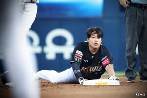 강백호 100억 대신 ‘한승택+김현수+최원준=108억’…KT의 뒤늦은 ‘패닉 바이’, 과연 타당한 판단이었나